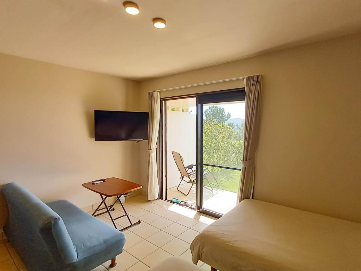 Terrace Iriomotejima Condominium Urauchi Екстериор снимка